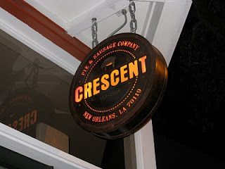 crescent pie logo